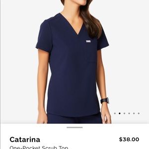 Figs Catarina scrub top navy size M